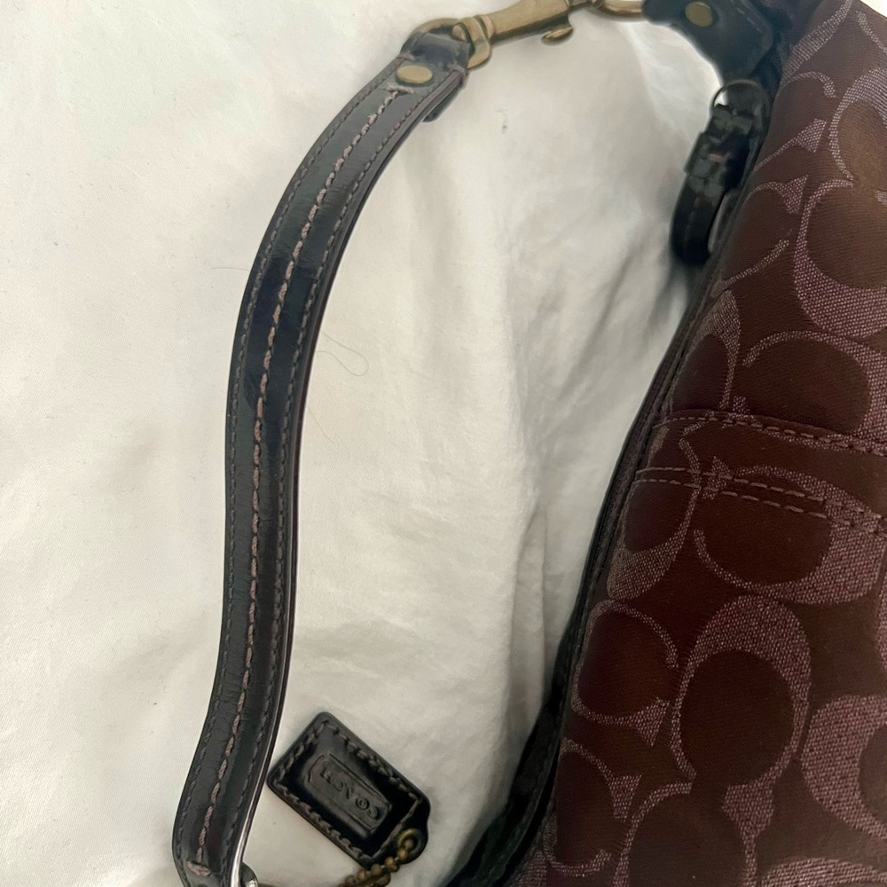 👑✅PRICE FIRM✅ Coach Brown Signature Mini Shoulder Bag with Leather Trim & studs - Picture 11 of 17